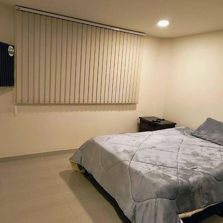 サンタ・ロサ・デ・カバル Casa La Hermosaヴィラ エクステリア 写真